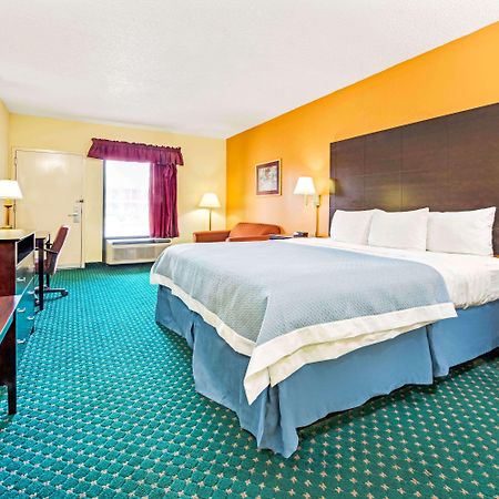 Days Inn By Wyndham Covington Eksteriør bilde