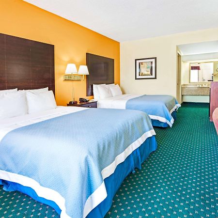 Days Inn By Wyndham Covington Eksteriør bilde