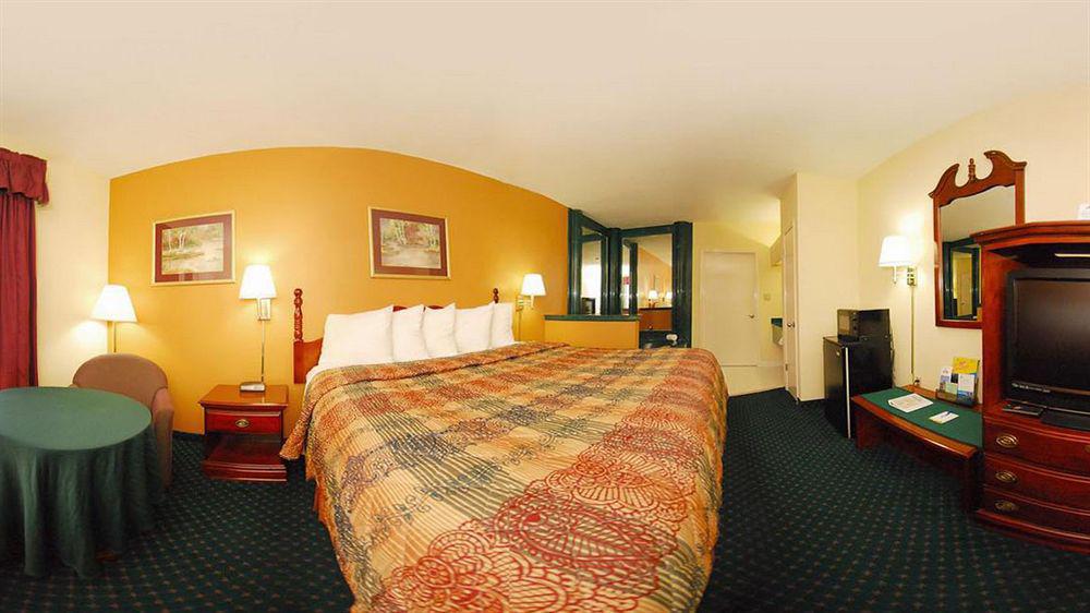 Days Inn By Wyndham Covington Eksteriør bilde