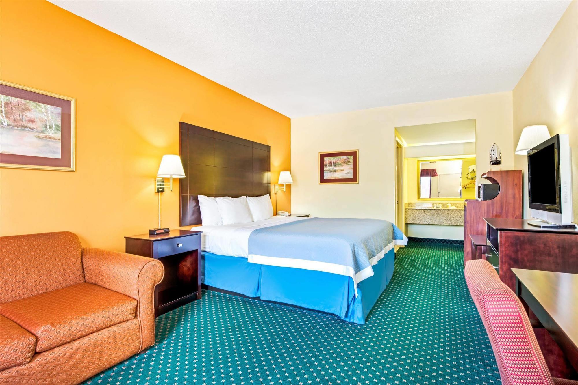 Days Inn By Wyndham Covington Eksteriør bilde